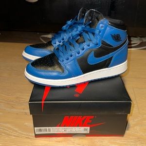 RETRO JORDAN 1 DARK MARINA SIZE 6.5